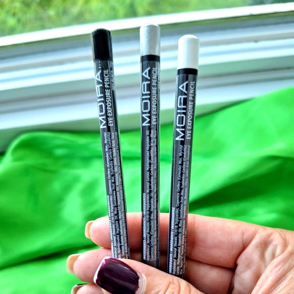 Eyeliner‎ Pencil for Valentines - Picture 1 of 1